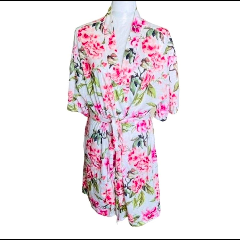 Show Me Your Mumu Brie Robe -Garden of Roses O/S